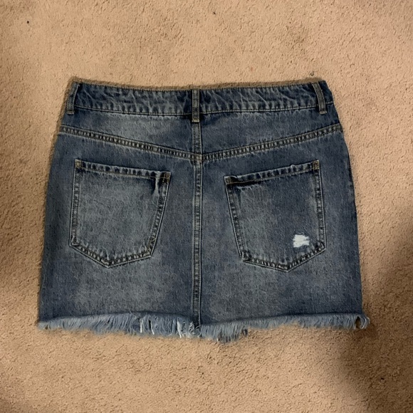 Jean skirt - Picture 2 of 3